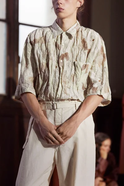 Look 23
